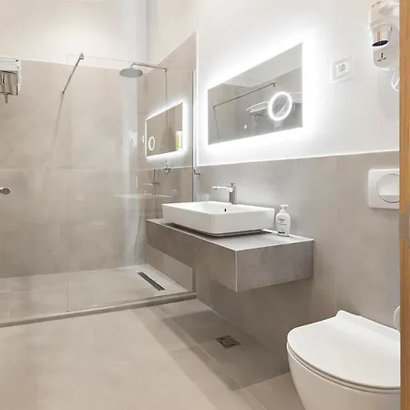 Kombinat Center Hotell Novi Sad