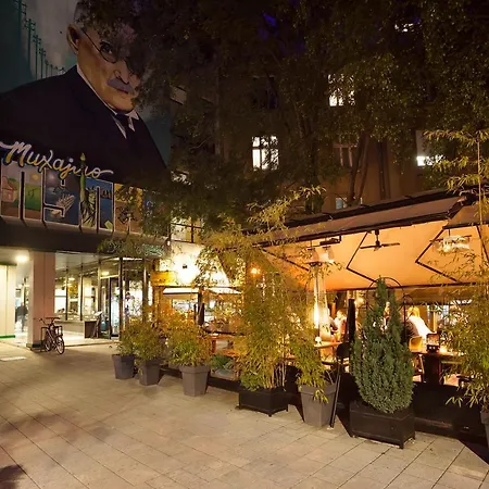 Hotel Kombinat Center 4*